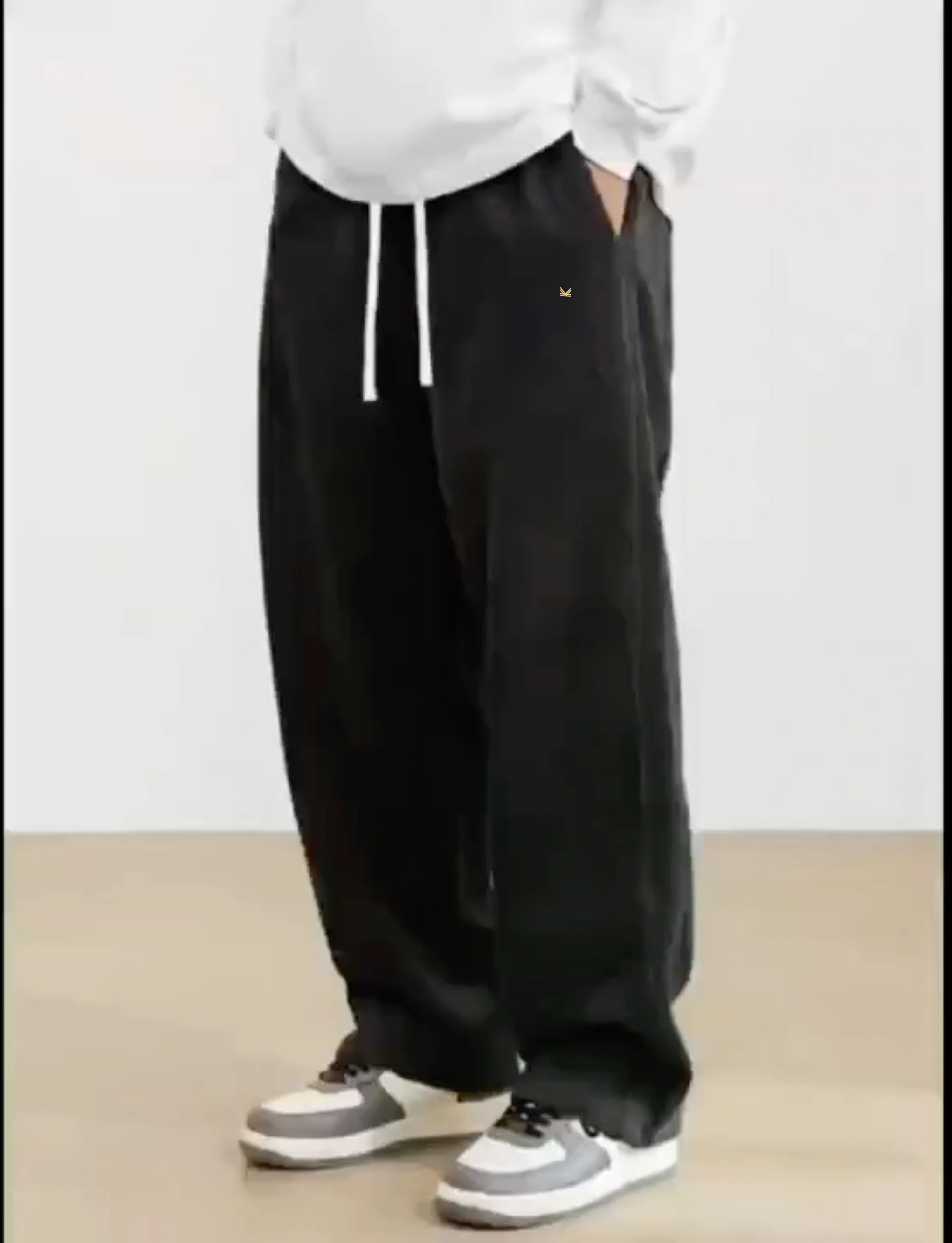 oversized sweatpants